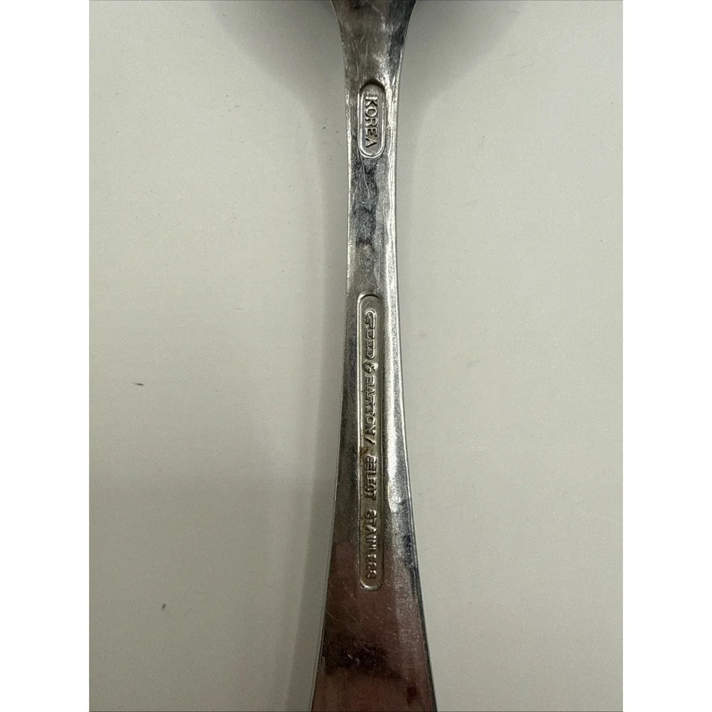 1 Hammered Antique Teaspoon Reed & Barton 18/8 Luxury Stainless Korea Shiny